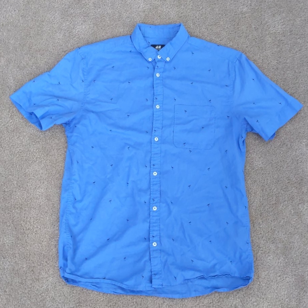 H&M flamingo pattern short sleeve button down